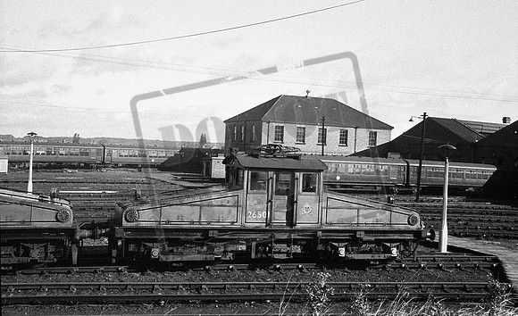 26501 1960s South Gosforth -ROneg-1308-418