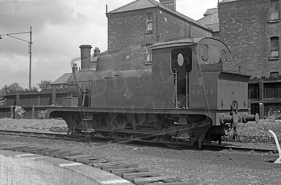 68214 1950s Yarmouth Beach