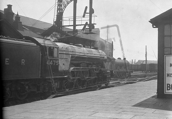 Newton Rings LNER 4475 Grantham -ROneg-177
