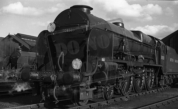 30850 1950-04-10 Eastleigh-ROneg-1909-892-388