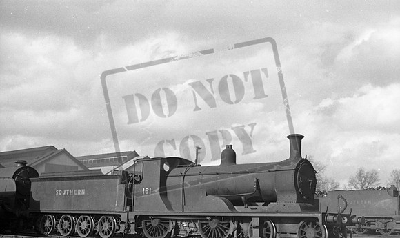 161 1950-04-10 Eastleigh-ROneg-1909-892-382