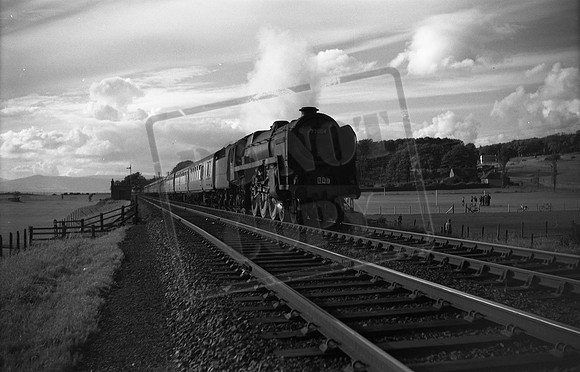72004 1960-06 near Largs return excursion to Newcastle-ROneg-1802-087