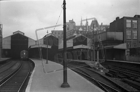 EMU 1950s Holborn Viaduct-ROneg-1612-857