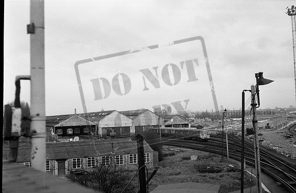 EMU 4001 1973-06 Wimbledon Park-ROneg-1612-505