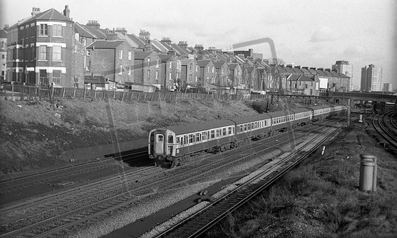 EMU 7812 1970s Clapham Junction -ROneg-1709-306