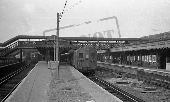 EMU 4001 1954-02-04 London Bridge-ROneg-629b