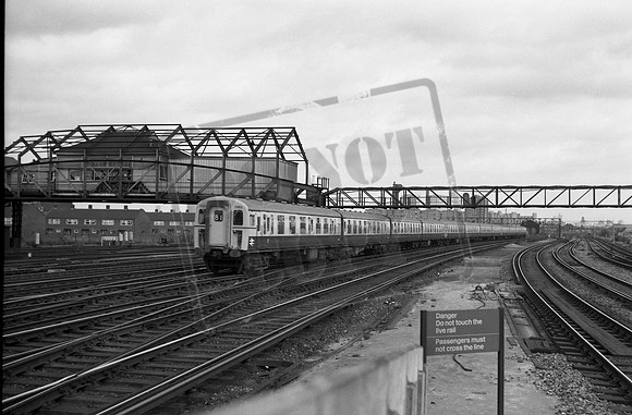 EMU 7383 1970s Clapham Junction-ROneg-1704-051