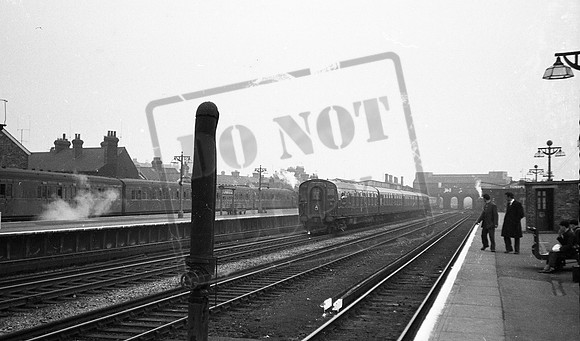 EMU 1960s Tonbridge-ROneg-1306-401