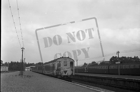EMU 5792 1970s Tattenham Corner-ROneg-1612-564