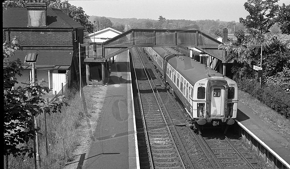 EMU 7391 1973c Wanborough-ROneg-1612-510