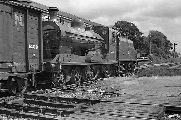 GNRI 201 1954-06-12 Dundalk Crossing