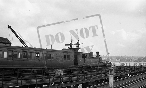 W24 1966 Ryde Pier-ROneg-1612-488-193