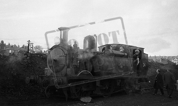 W24 1966 Ryde-ROneg-1703-332