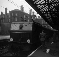 E27005 1950s Sheffield Victoria-ROneg-025