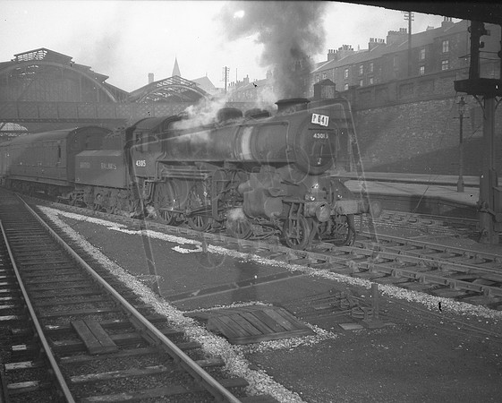 43015 1950s Sheffield-ROneg1280-006