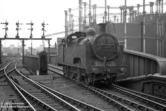 MR 2013 1920s St Pancras