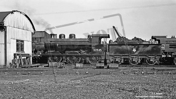 32535 1952 Three Bridges