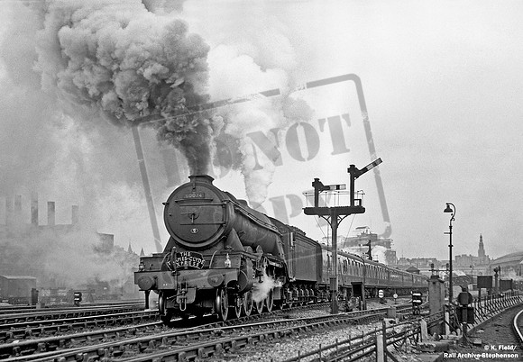 60074 1960c Leeds City Wellington