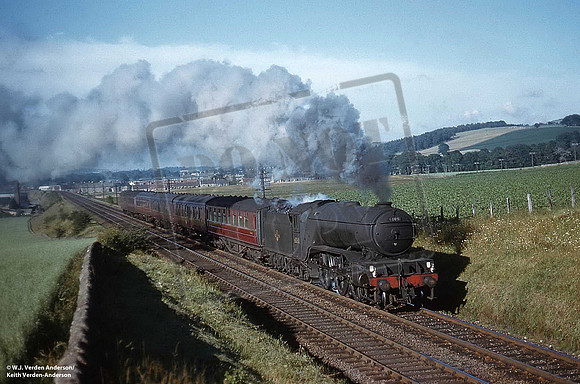 60811 1960s near Kingskettle