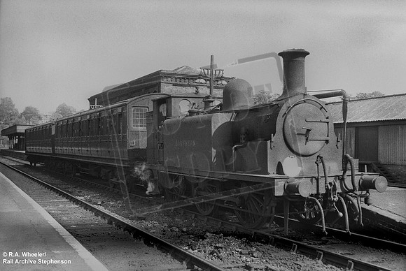 2253 1948-07-31 Tunbridge Wells West