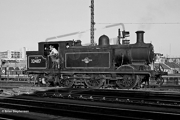 32487 1962-06-07 Clapham Junction