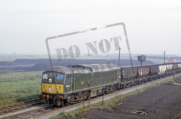 D5101 1967-05-27 Blyth Cambois staiths reception sidings