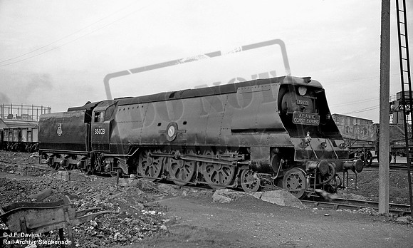 35023 1955-09-24 Nine Elms shed