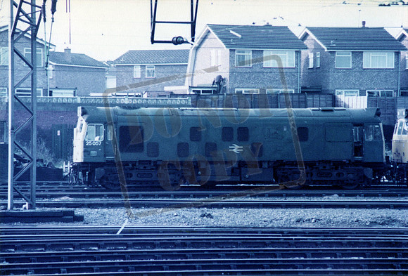 25057 1982-12-08 Bescot