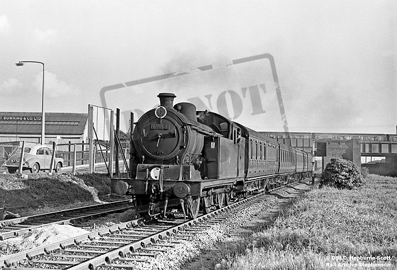 69688 1961-05-16 near Canning Town