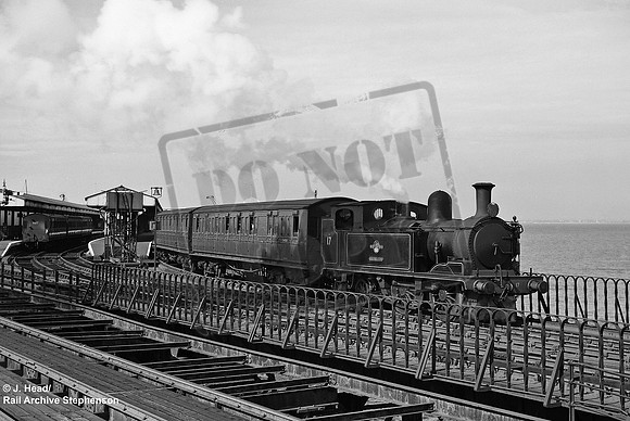 W17 1960-05-26 Ryde Pier Head