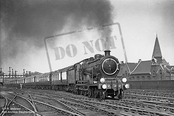 8552 1930c Bethnal Green