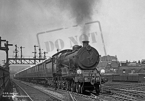 8580 1930 Bethnal Green