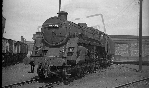 73073 1967-07-09 Patricroft-ROneg-032