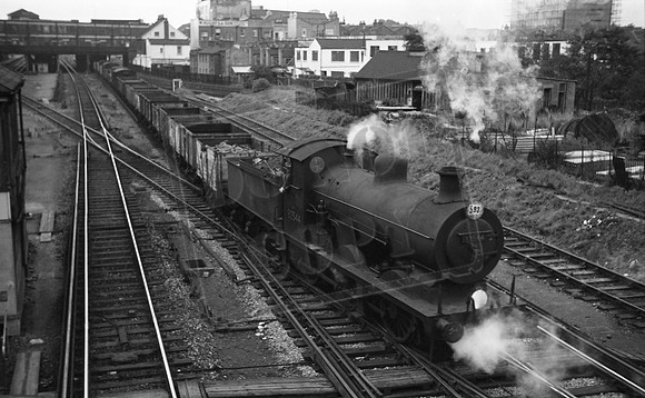 32544 1961-08-25 Wimbledon