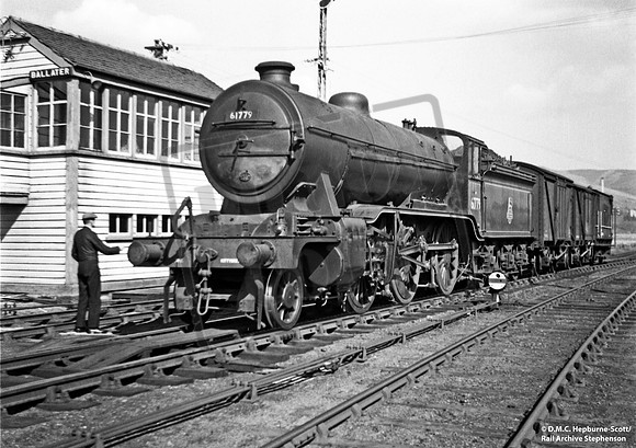 61779 1953-04-04 Ballater