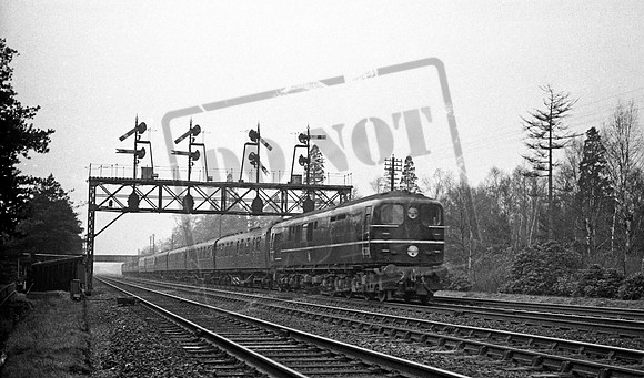 1020x 1950c near Fleet