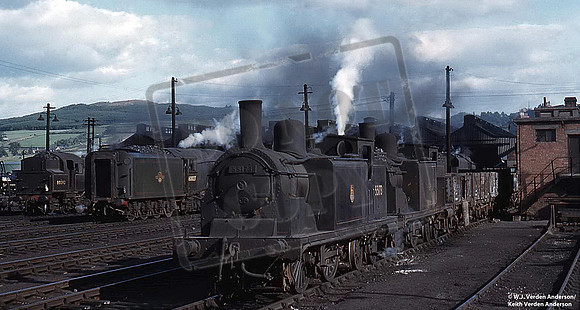 55173 1960 Perth South shed