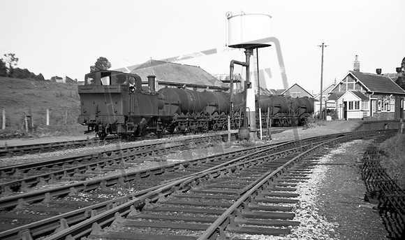 1451 1963-07-29 Hemyock