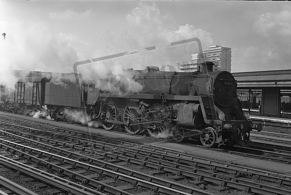 73065 1960s Clapham Junction-ROneg-071