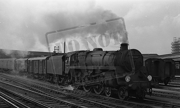 73087 1966c Clapham Junction-ROneg-060