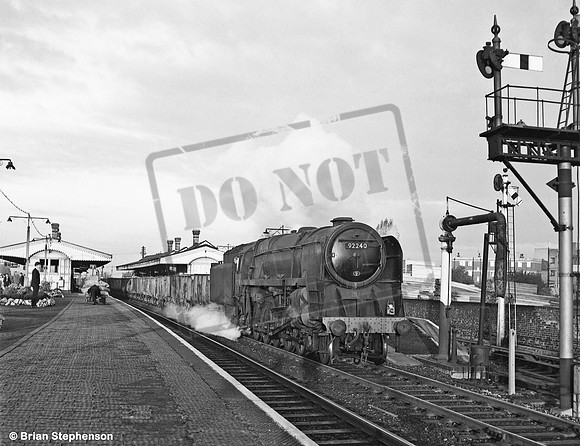 92240 1963-10-19 West Drayton and Yiewsley