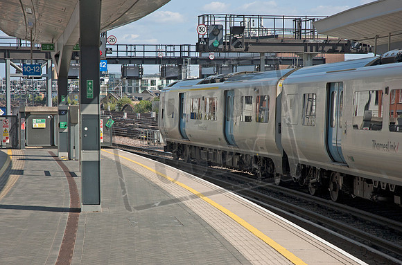 700053 2025-06-16 London Bridge