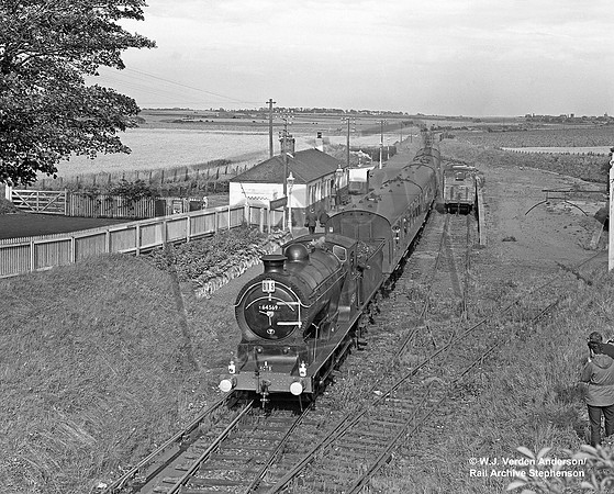 64569 1965-08-28 Pittenweem
