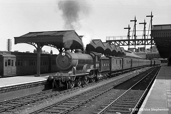 8875 1933-07 Ipswich