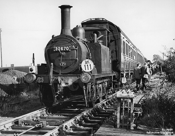 32670 1959-10-18 Bodiam
