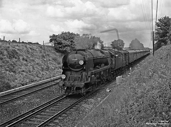 34101 1966-06-11 Worting Junction