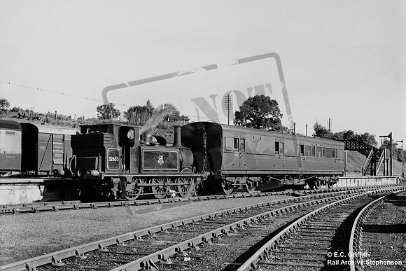 32655 1953-08 Robertsbridge