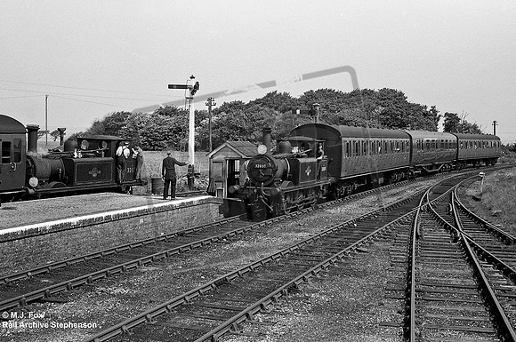 32650 1963-06-08 Hayling Island