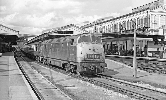 D817 1971-07-31 Exeter St Davids