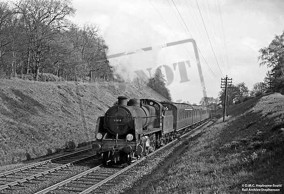 31858 1964-05-03 near Sandhurst